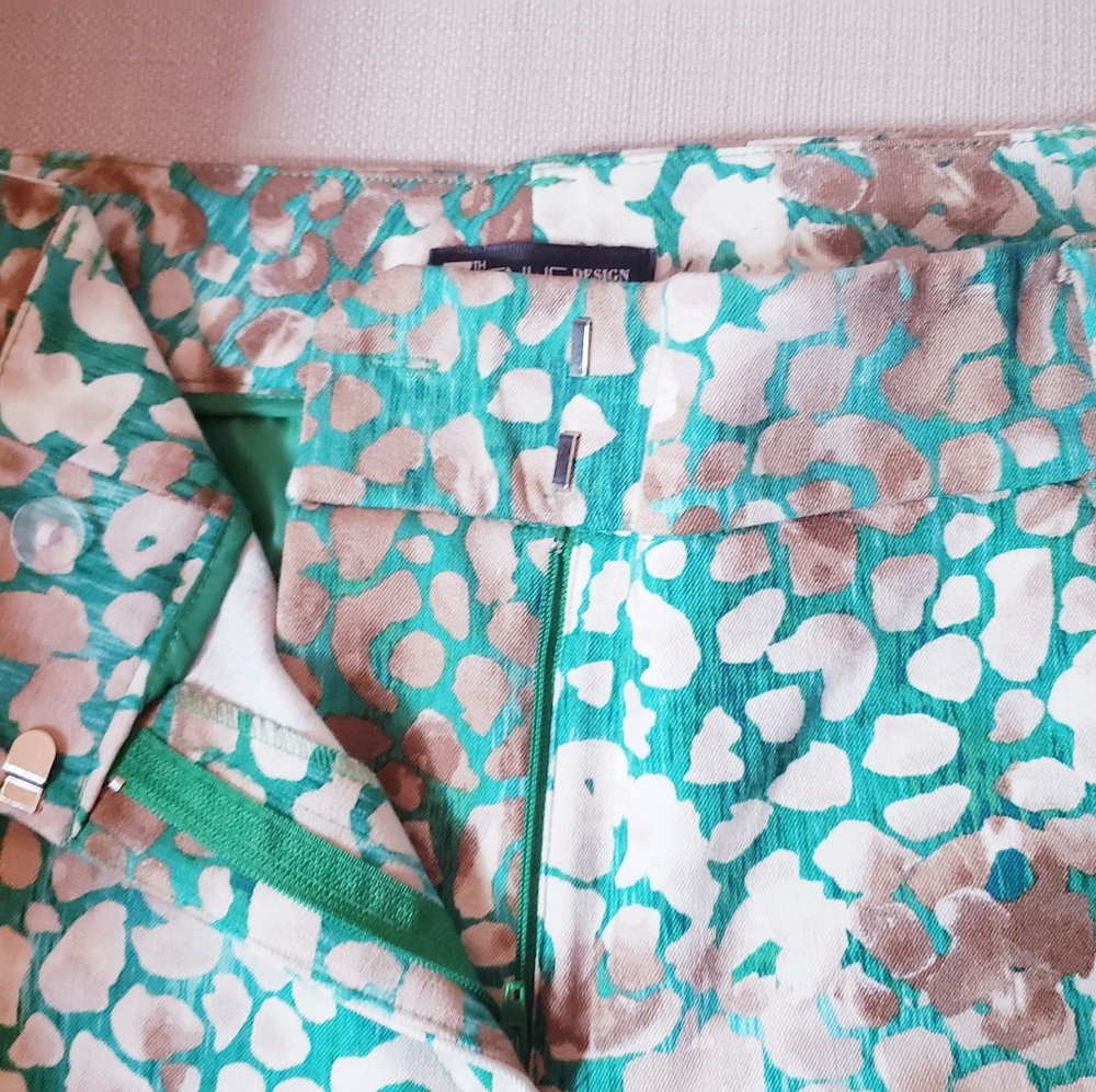 NY&Company 7th Avenue Design pants size 16